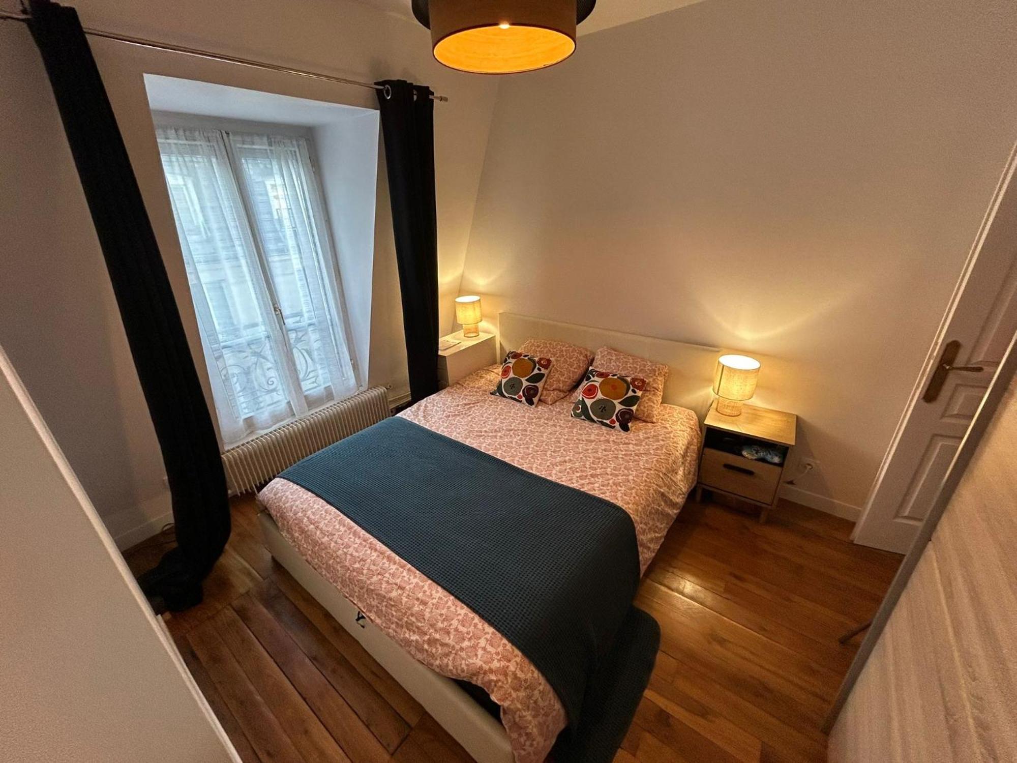 Large 4 Bright Appartement Parijs